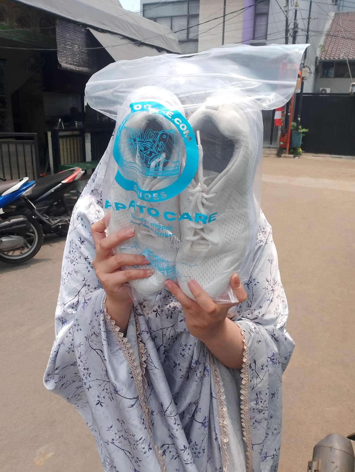 Serah terima pesanan Zapato, foto 8